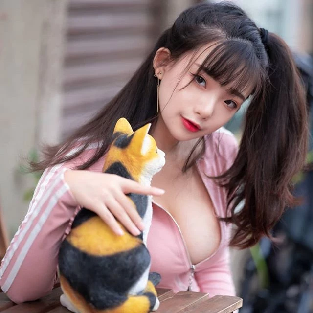 4125349.webp