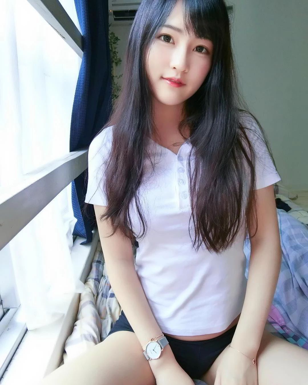 4398417.webp