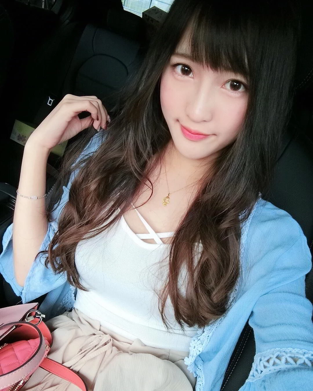 4398427.webp