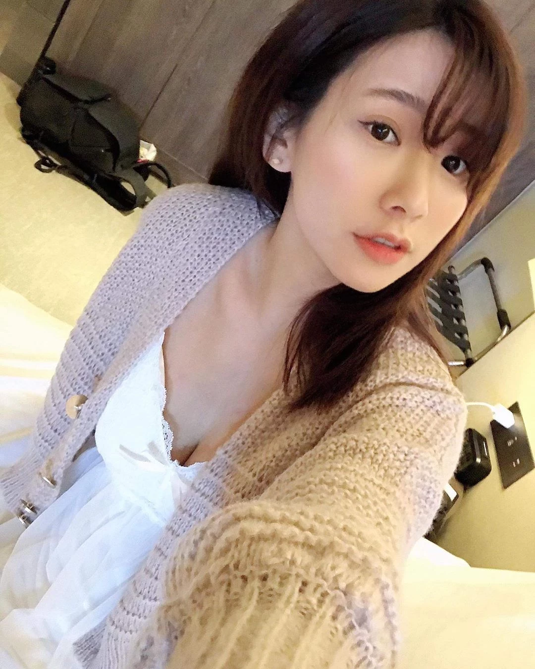 1762597.webp