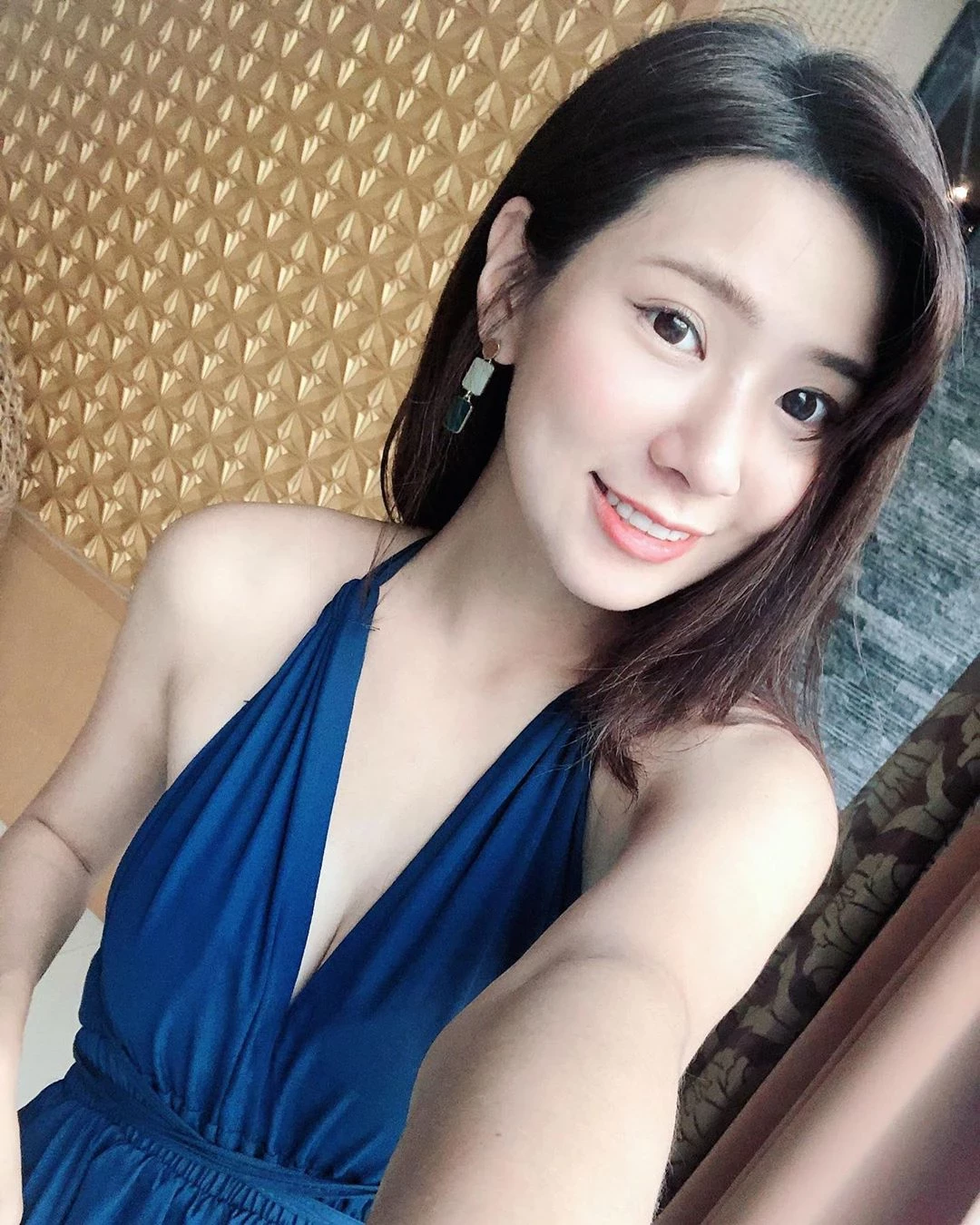 1762602.webp