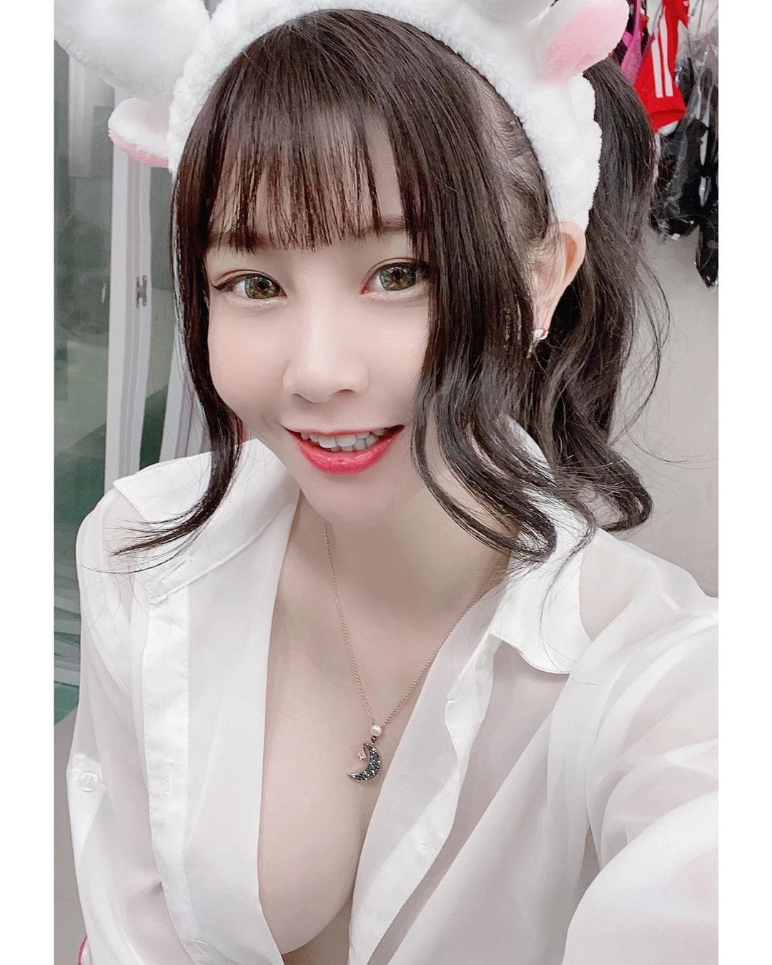 4079633.webp