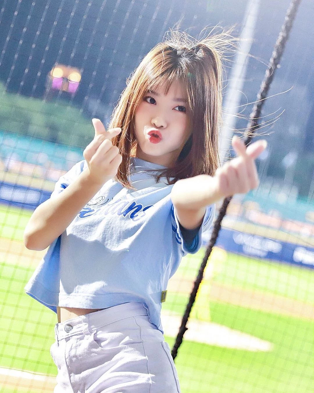 18215925.webp