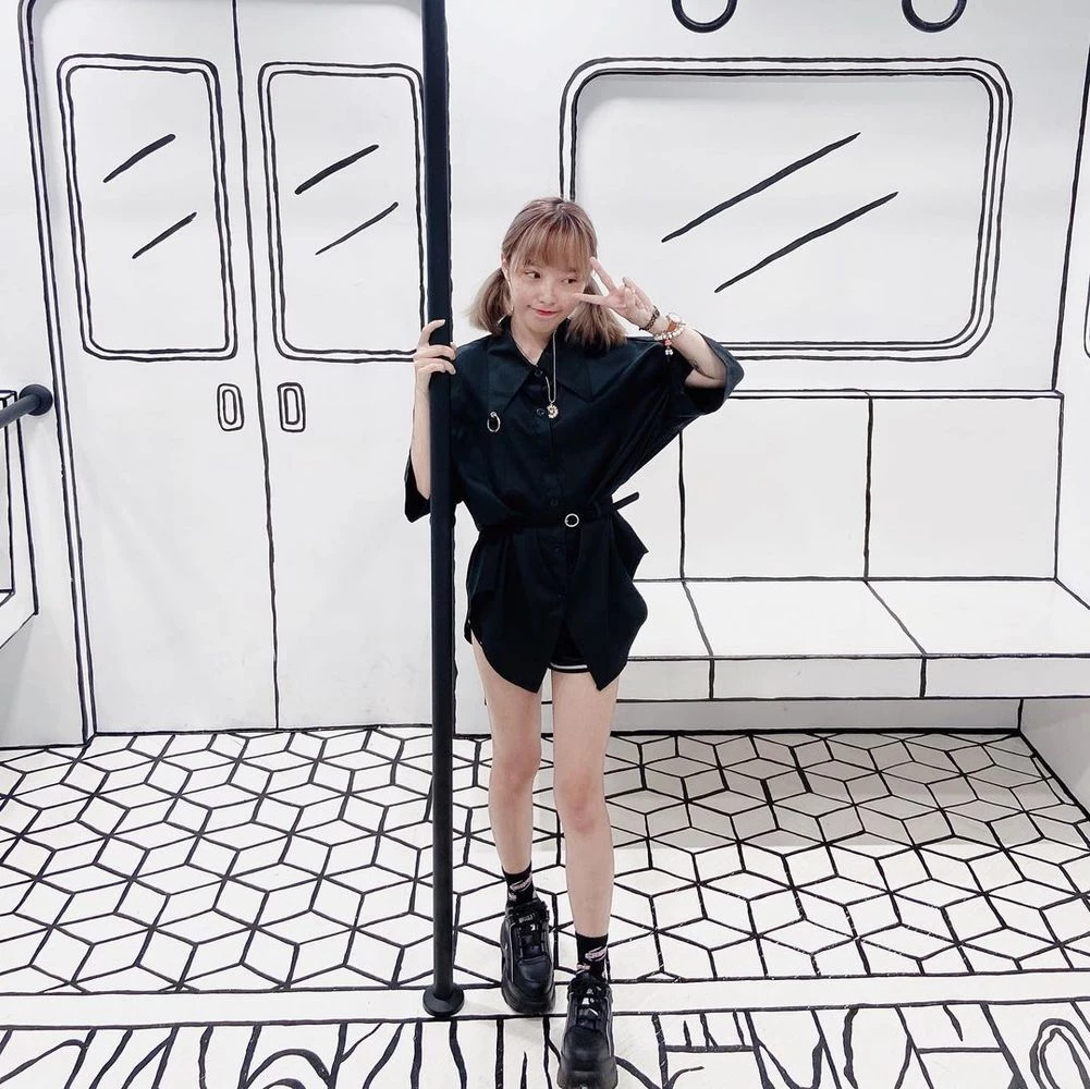 1602313.webp