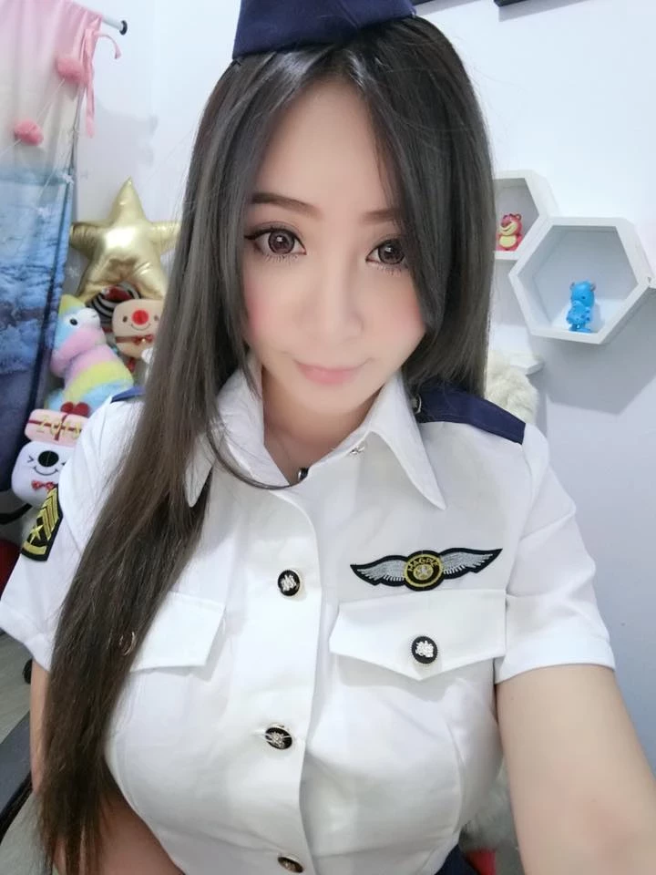 27421007.webp
