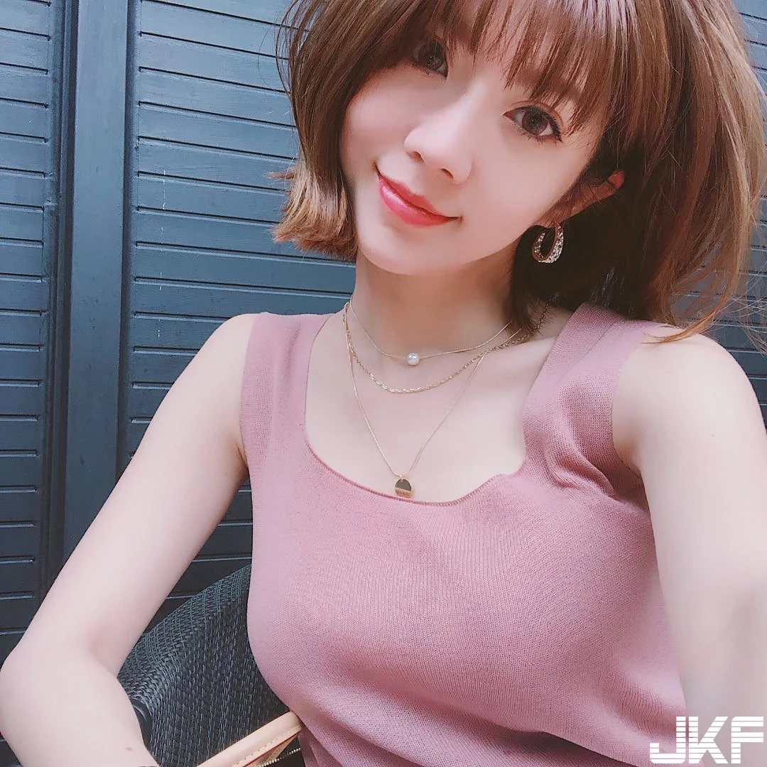 4774941.webp