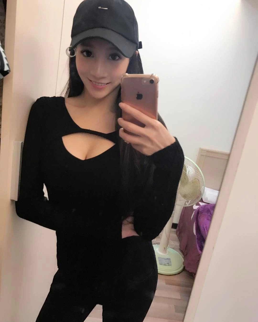 4354175.webp