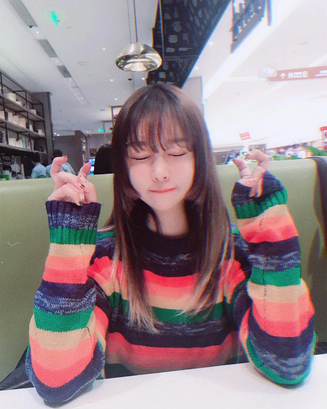 4361167.webp