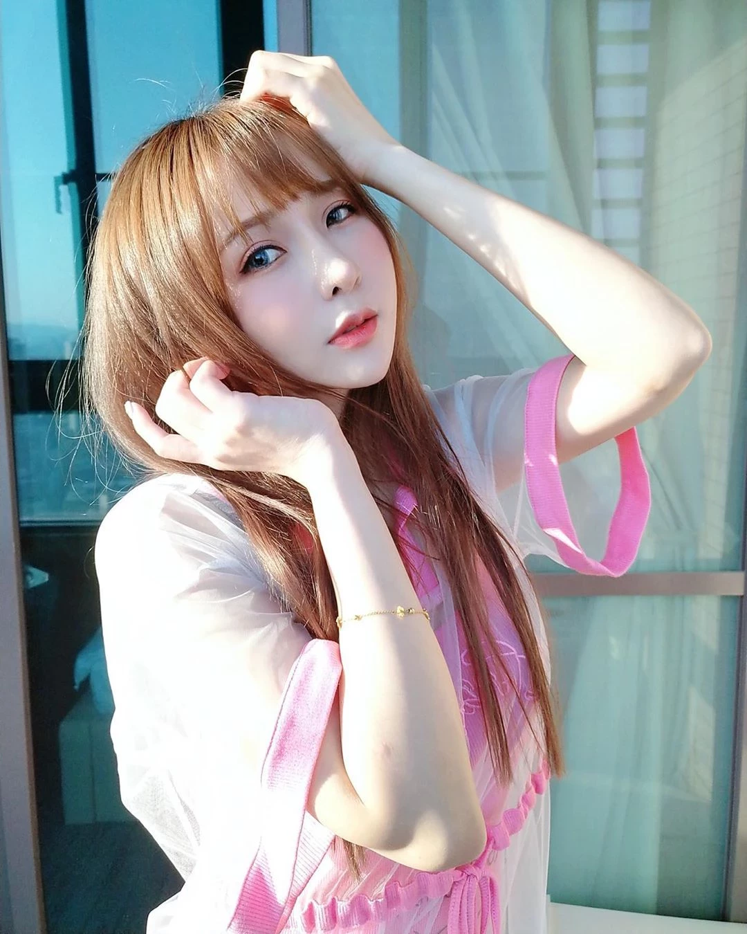 3921817.webp