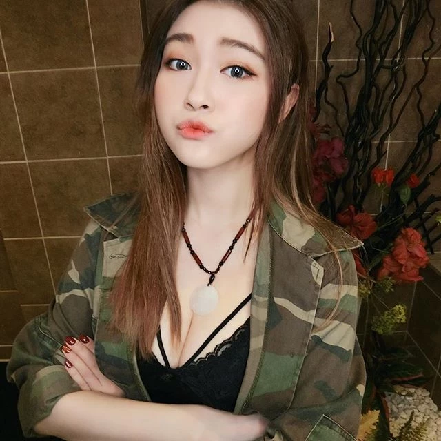 4144775.webp