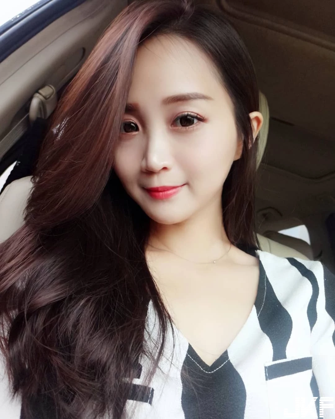 4656881.webp