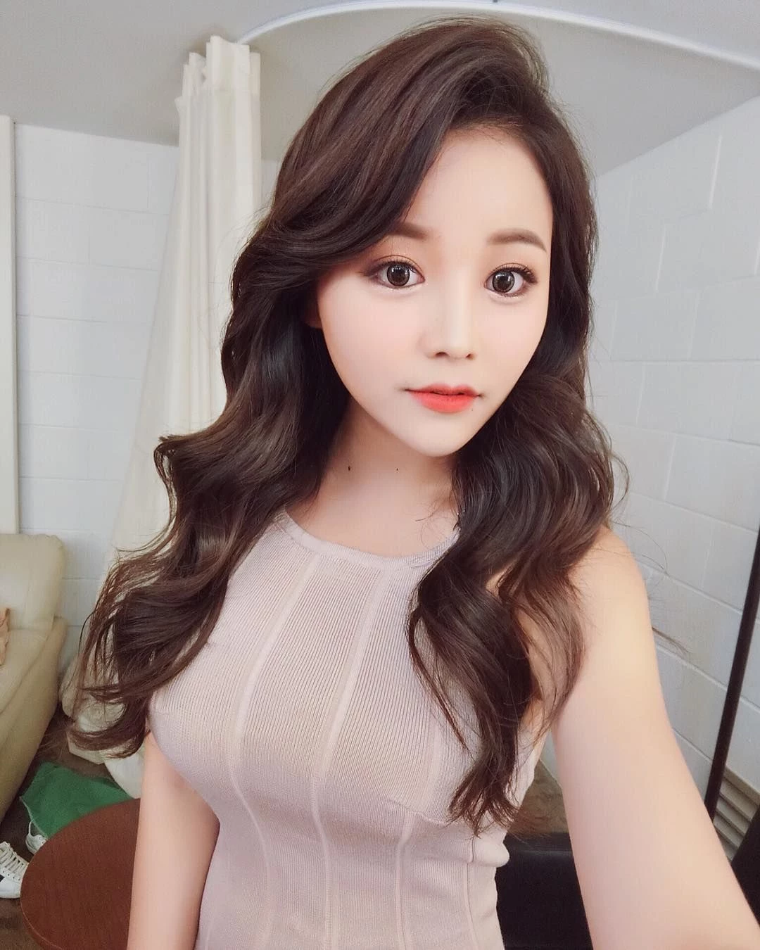 4163330.webp