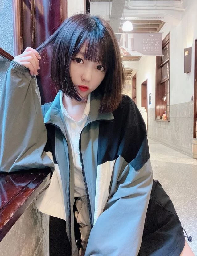 1672065.webp