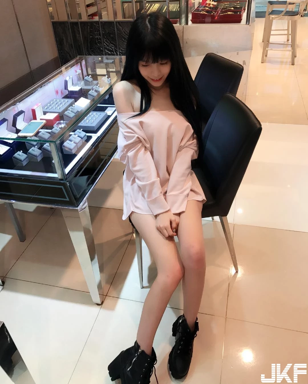 16784345.webp