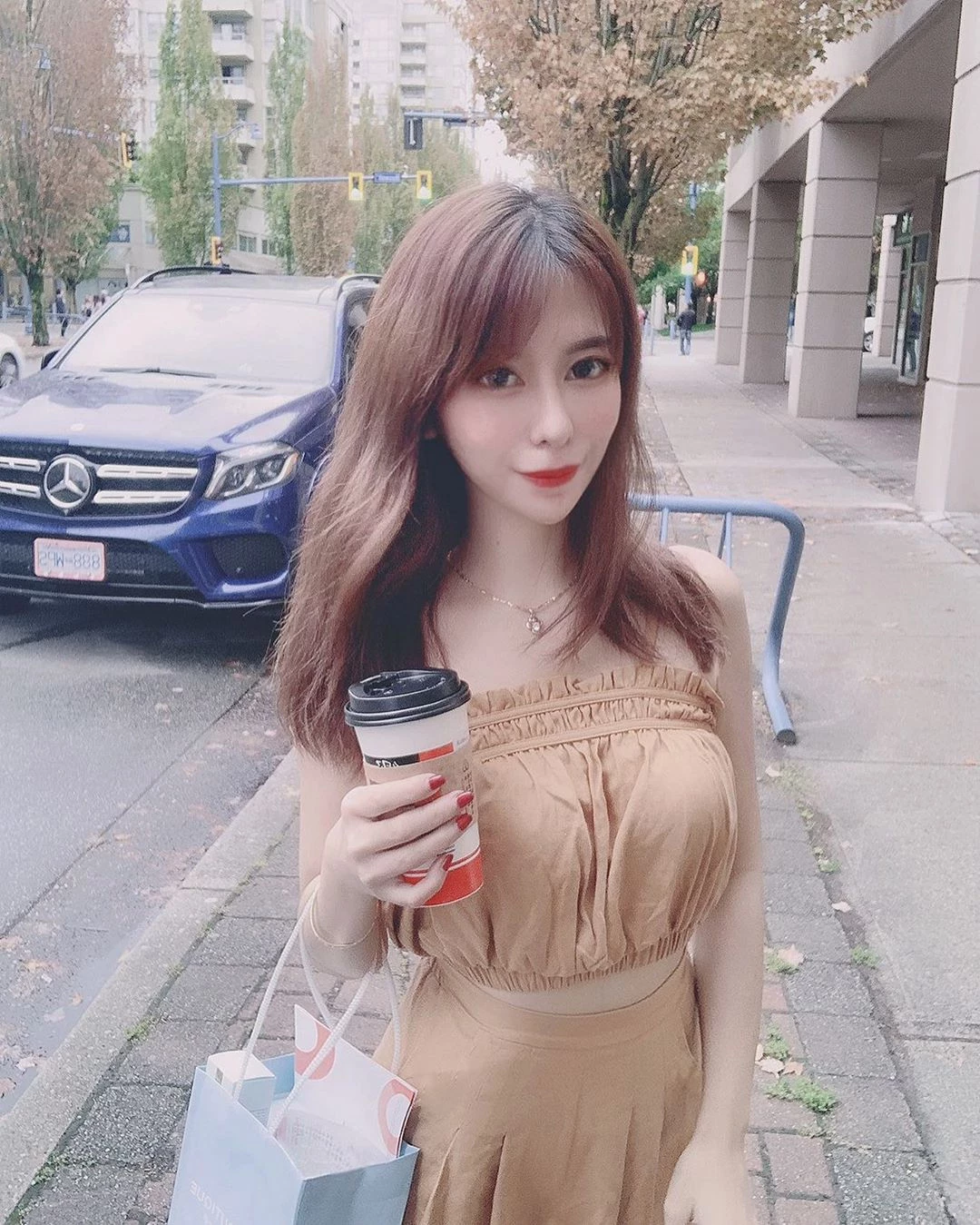 1713661.webp