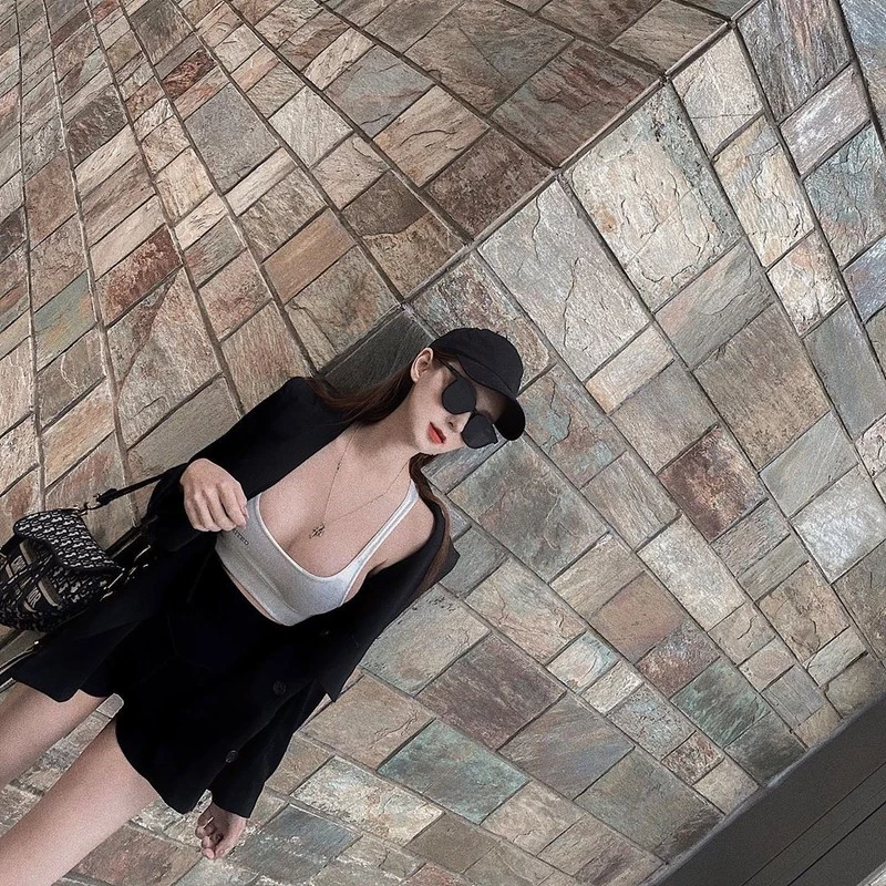 4031444.webp