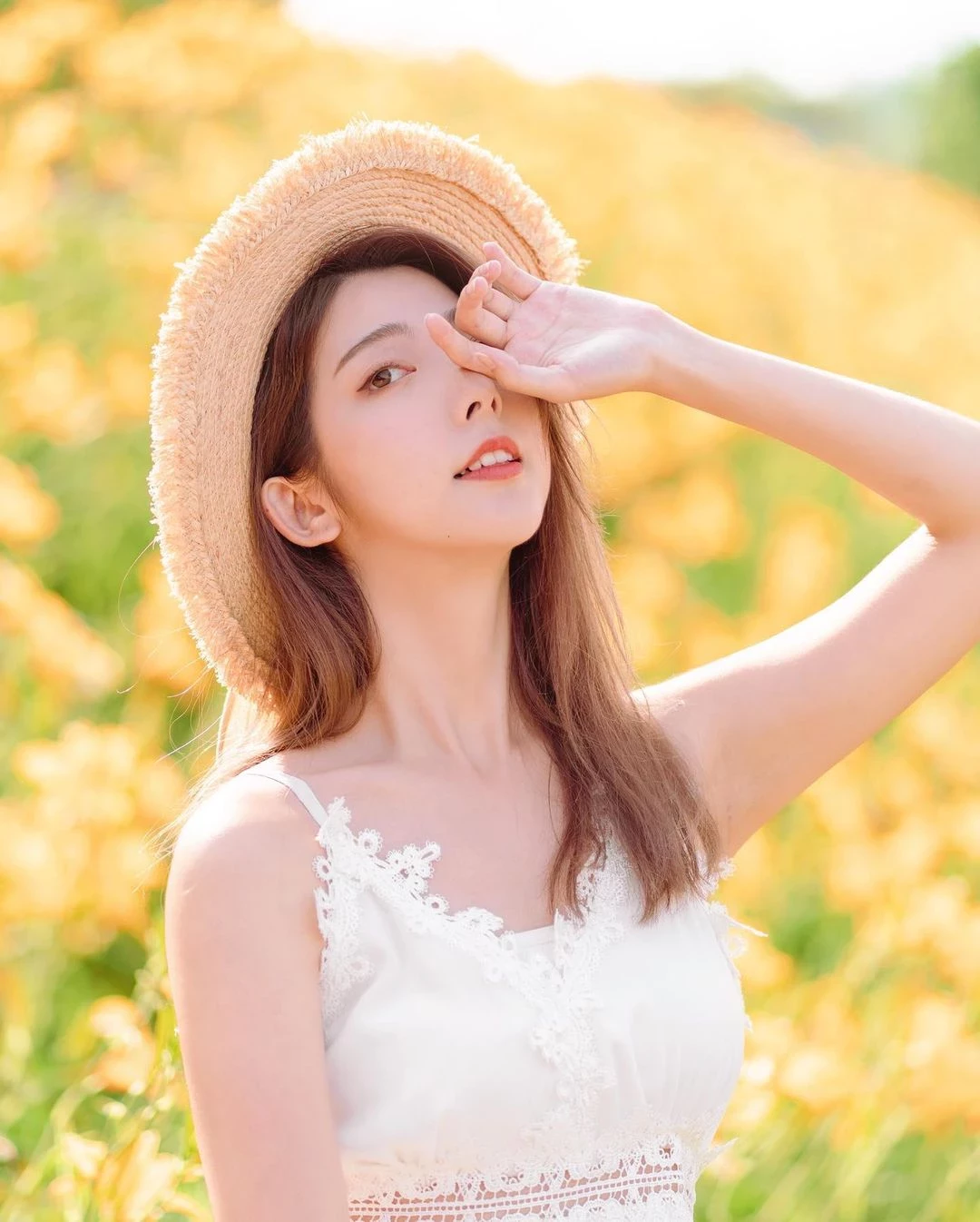 18404458.webp