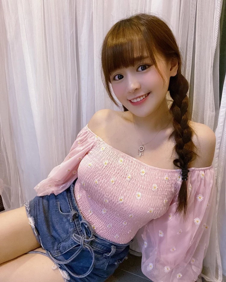 3835410.webp