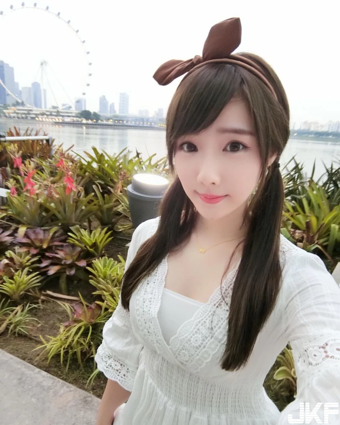 4744094.webp