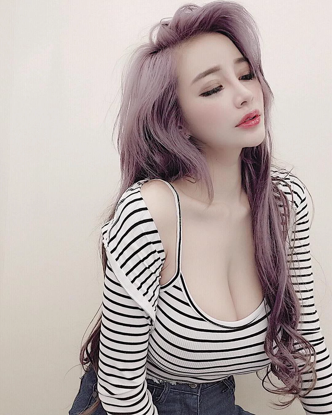 4398088.webp