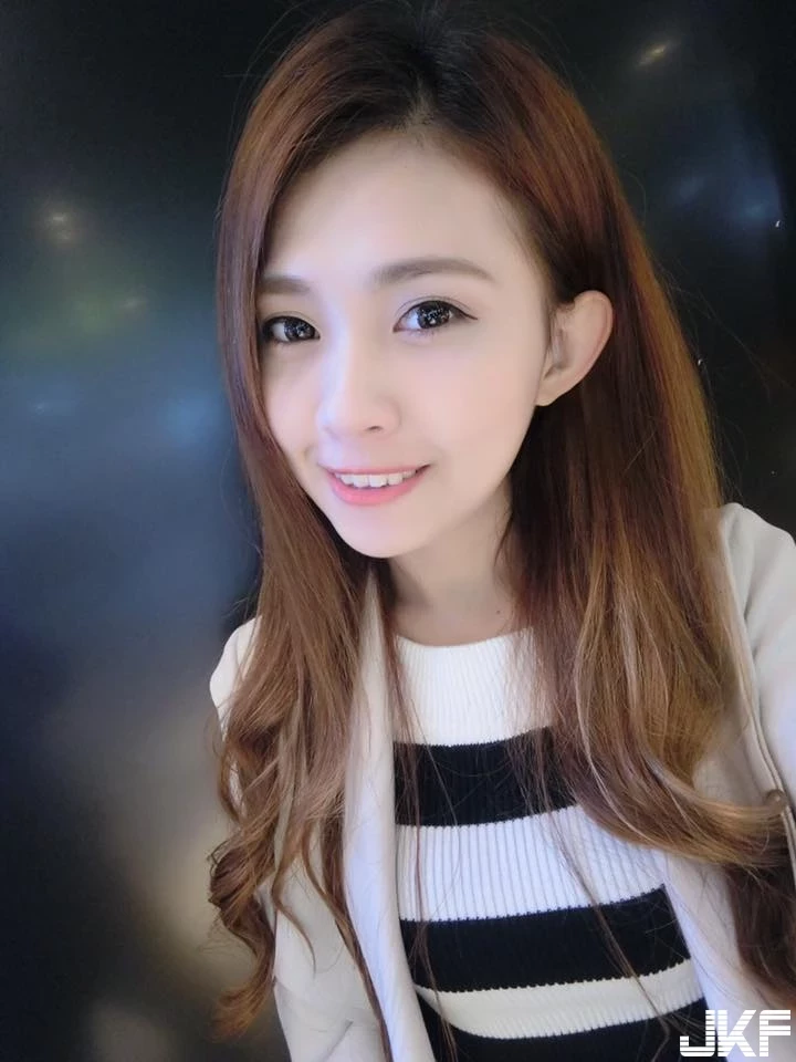 7223912.webp