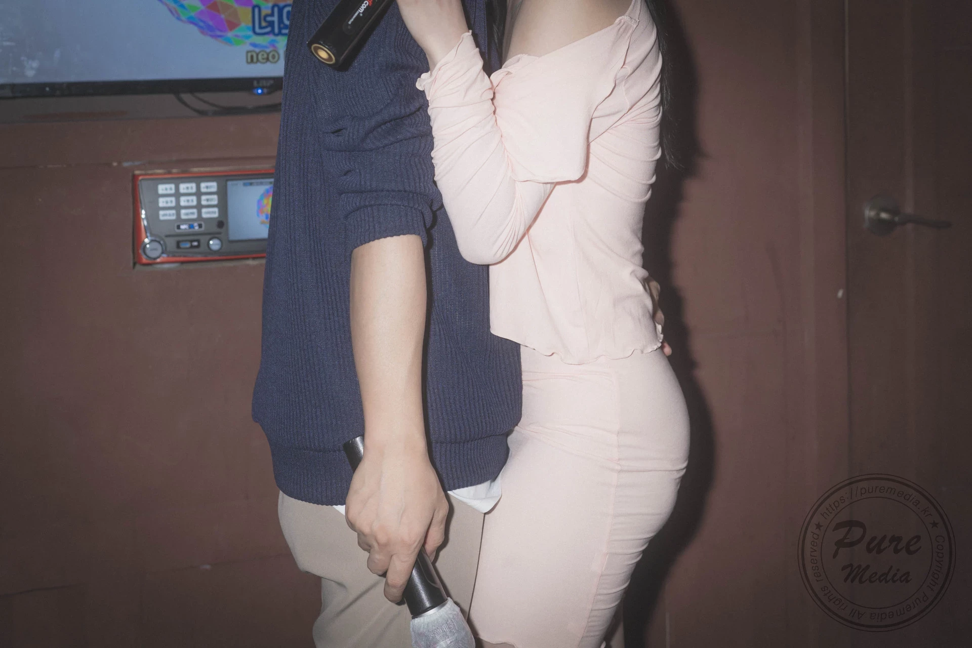29761599.webp