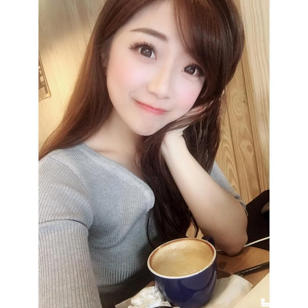 4670449.webp