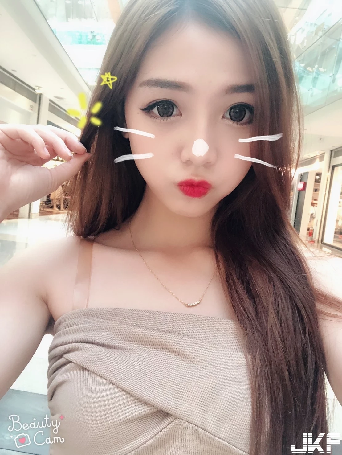 4793371.webp