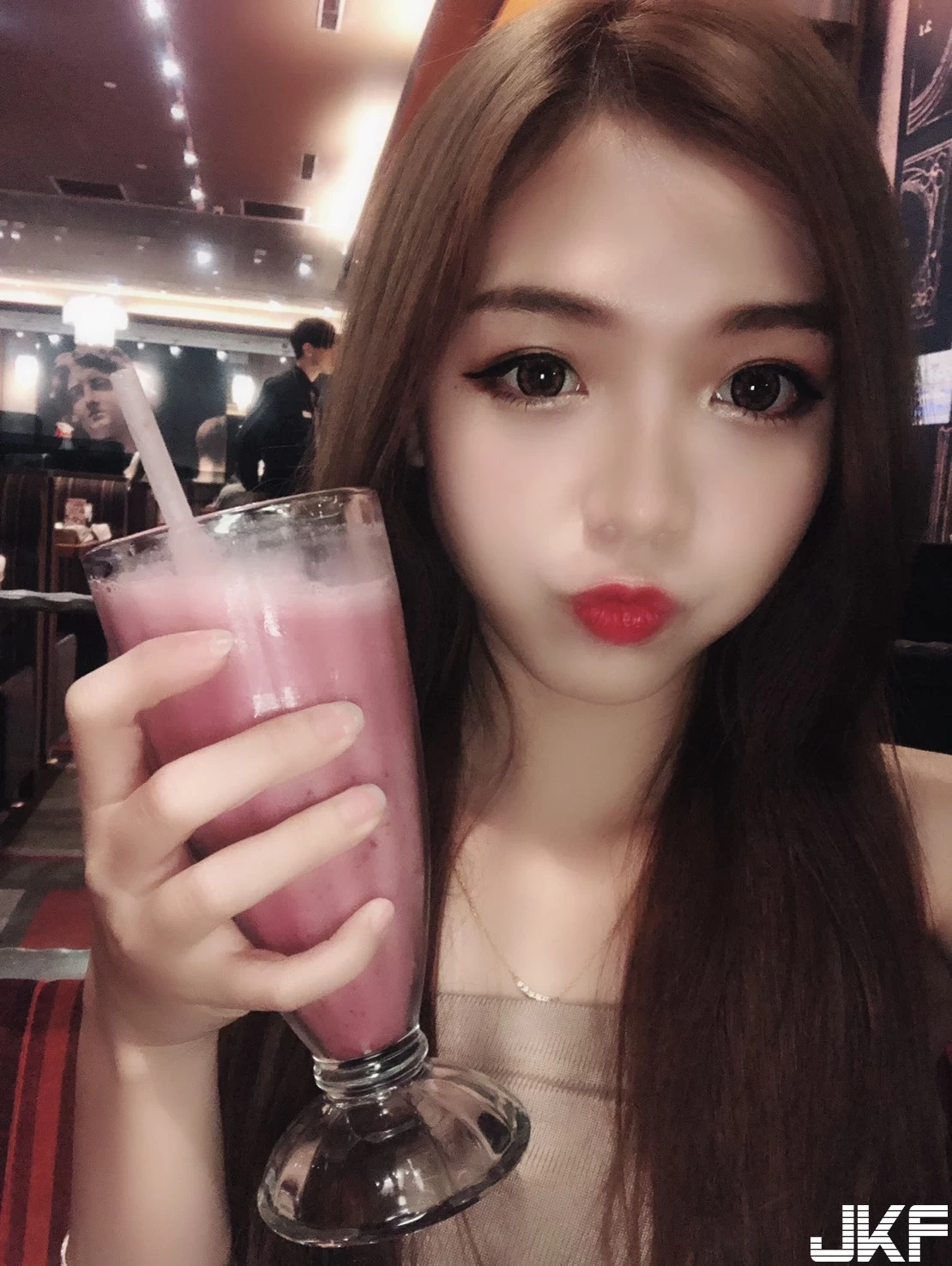 4793372.webp