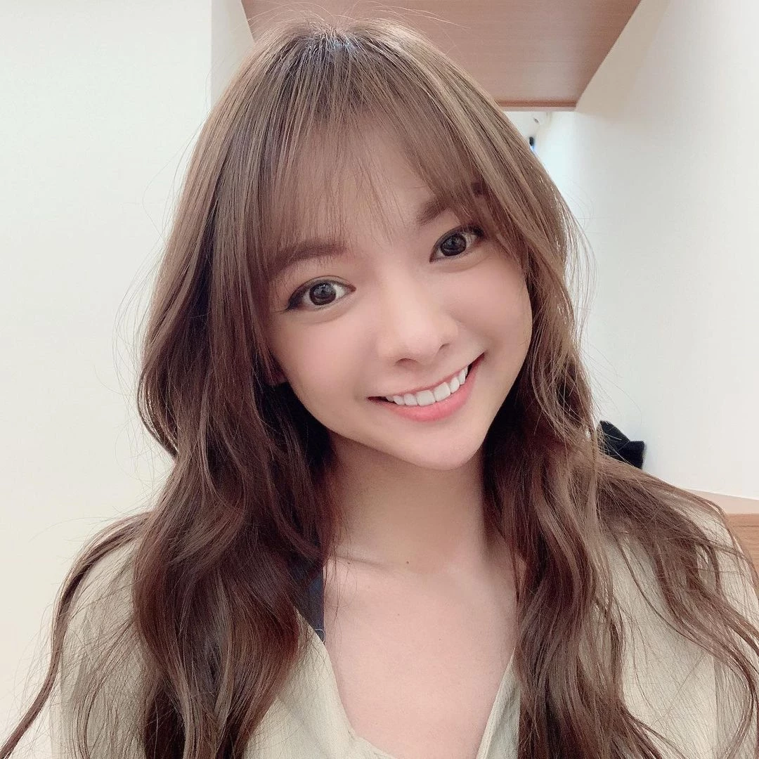 19476718.webp
