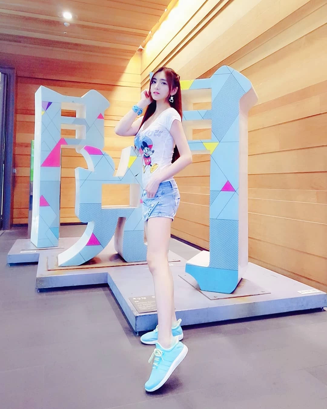 4156605.webp