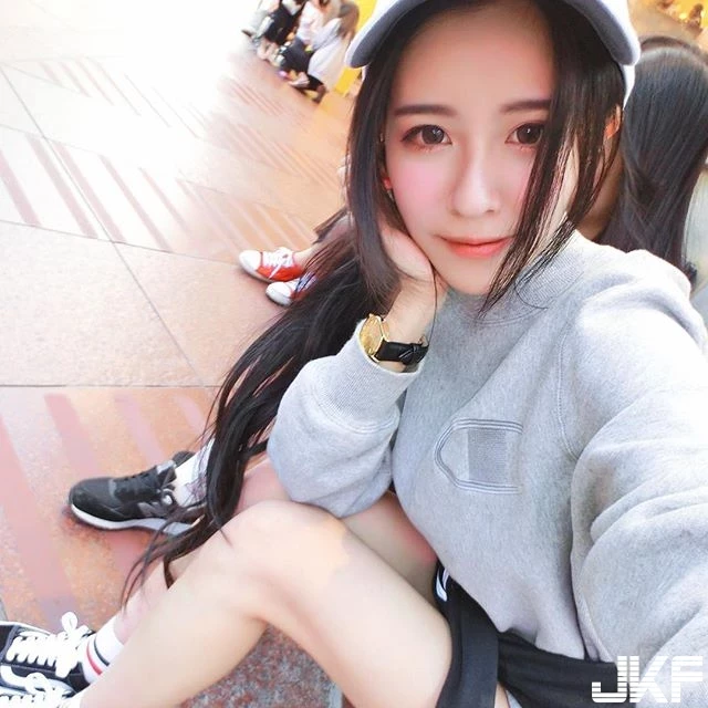 5013165.webp
