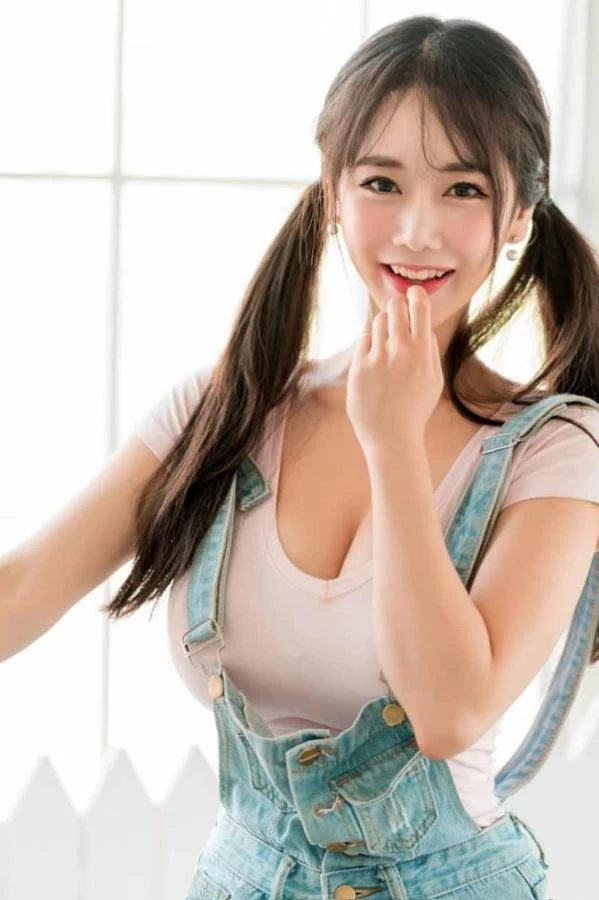 29598587.webp