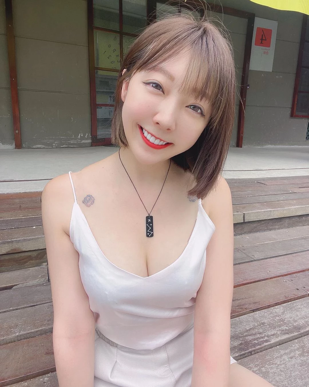 19477666.webp