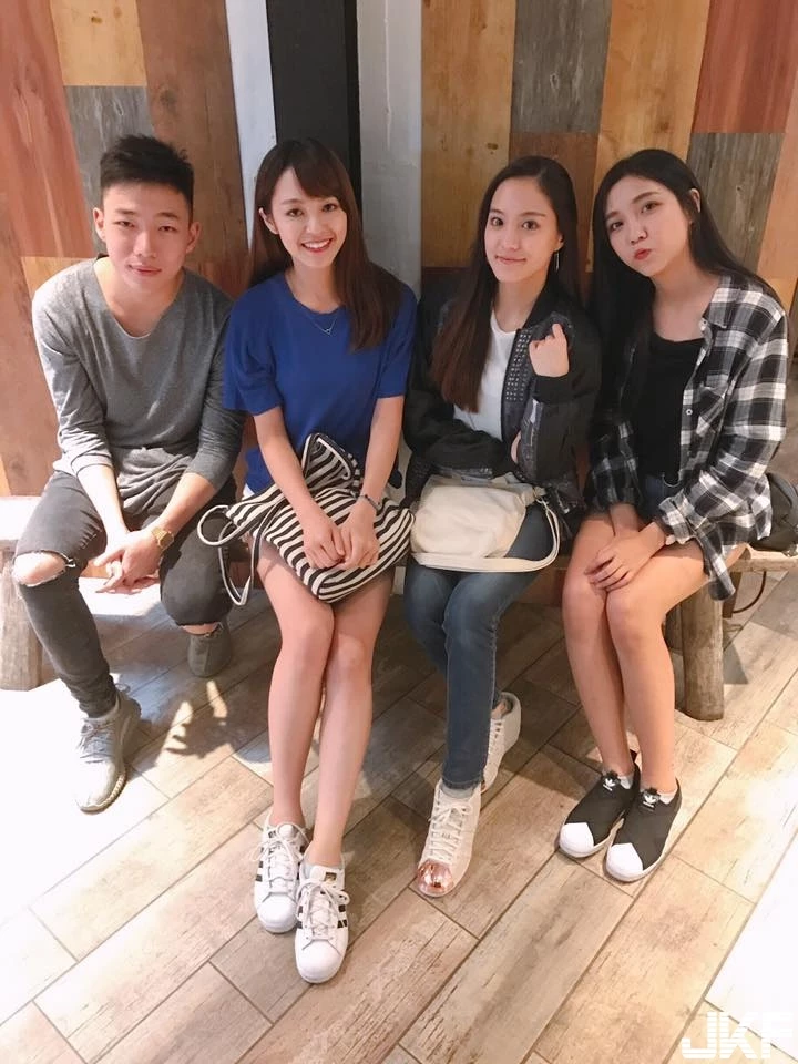 16837191.webp