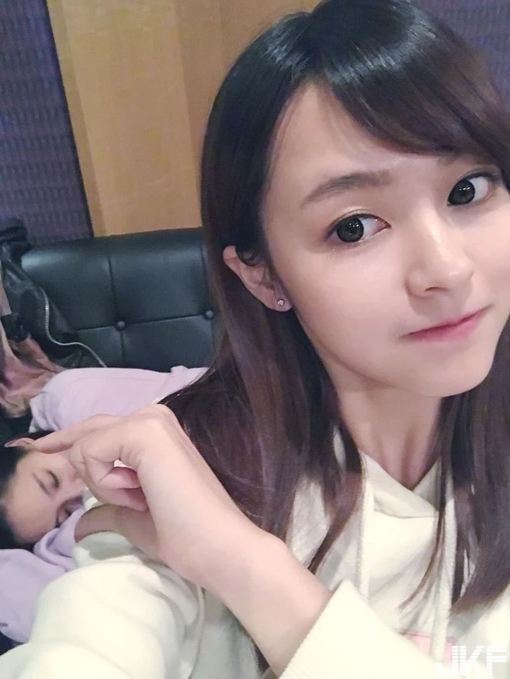 16837198.webp