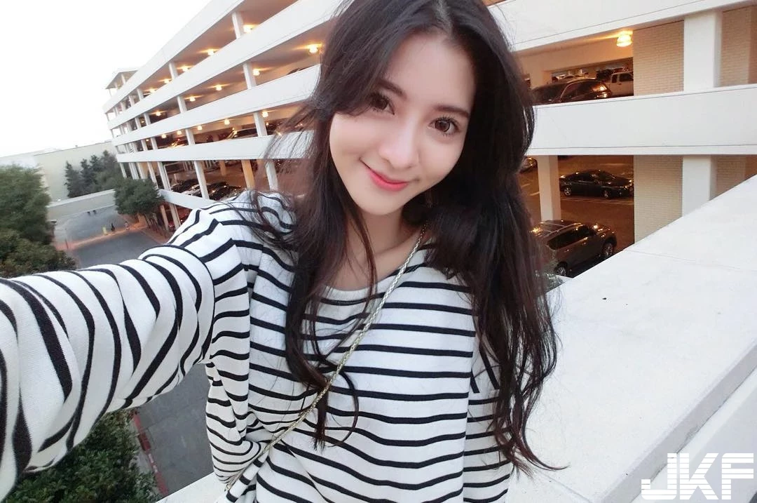 7259677.webp