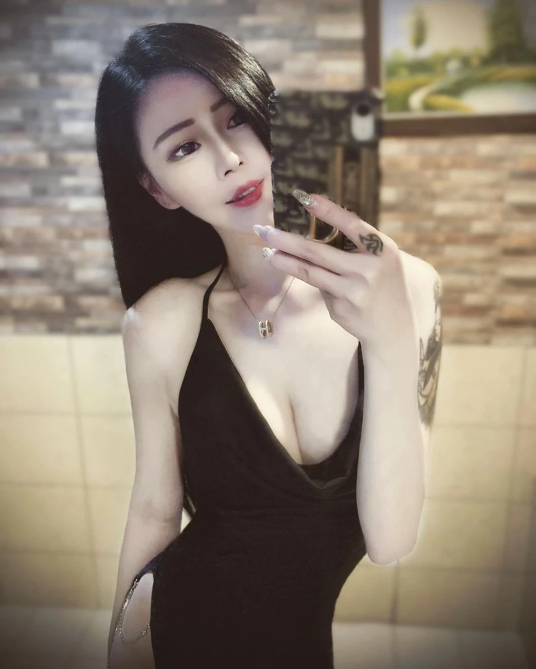 19541349.webp