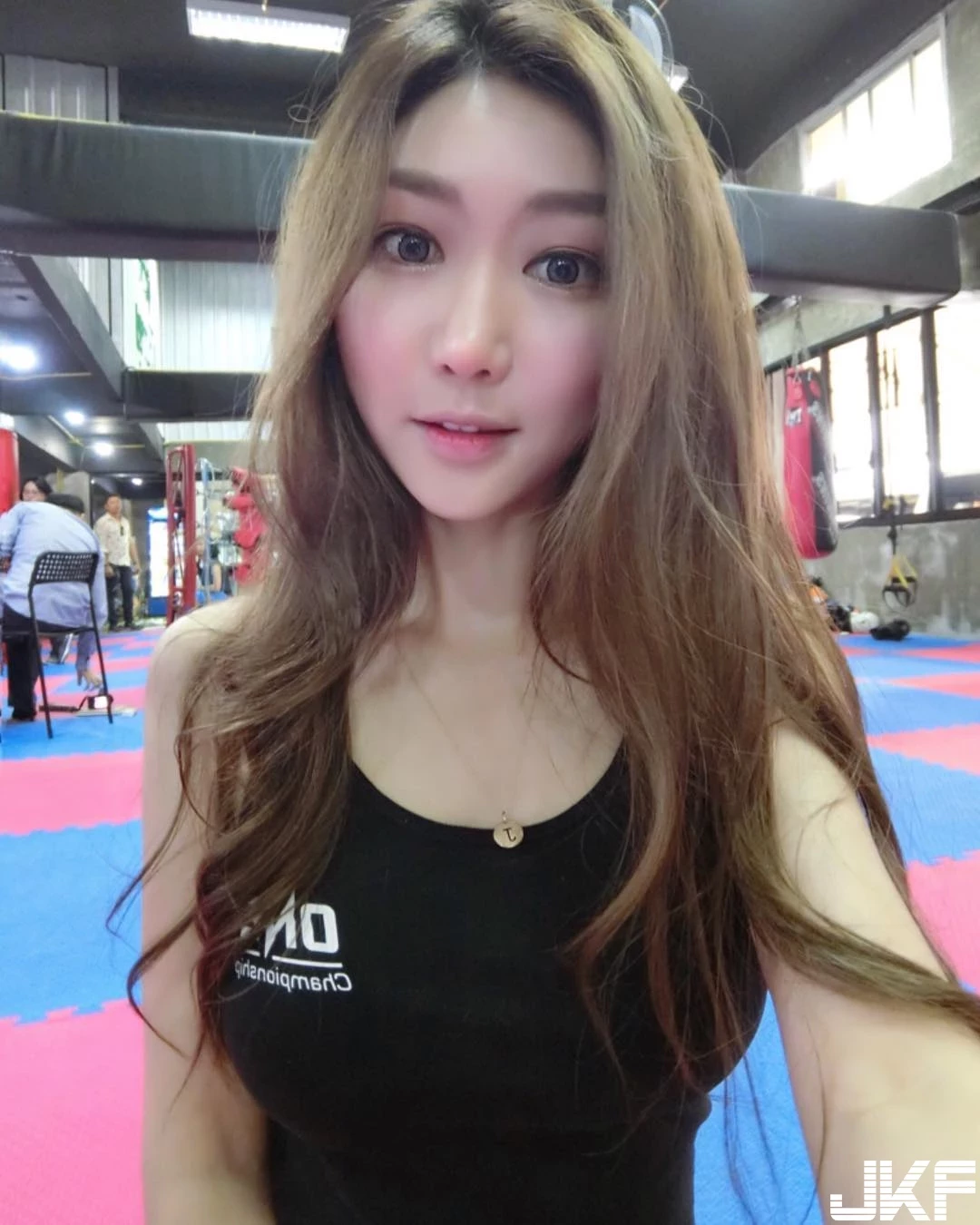 4828967.webp
