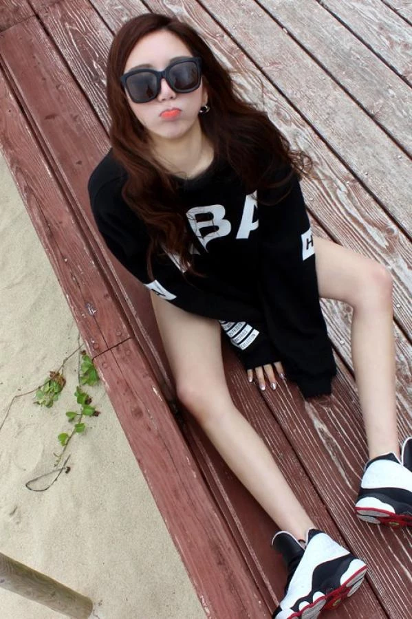 29561266.webp