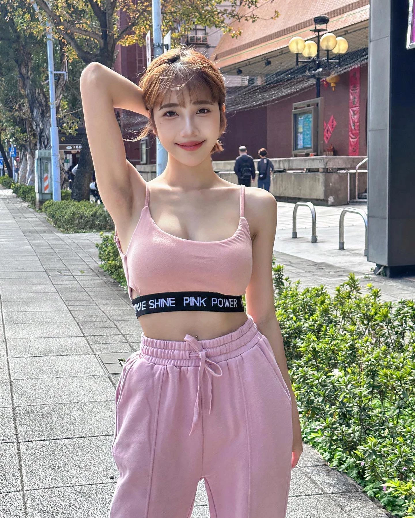 30870370.webp