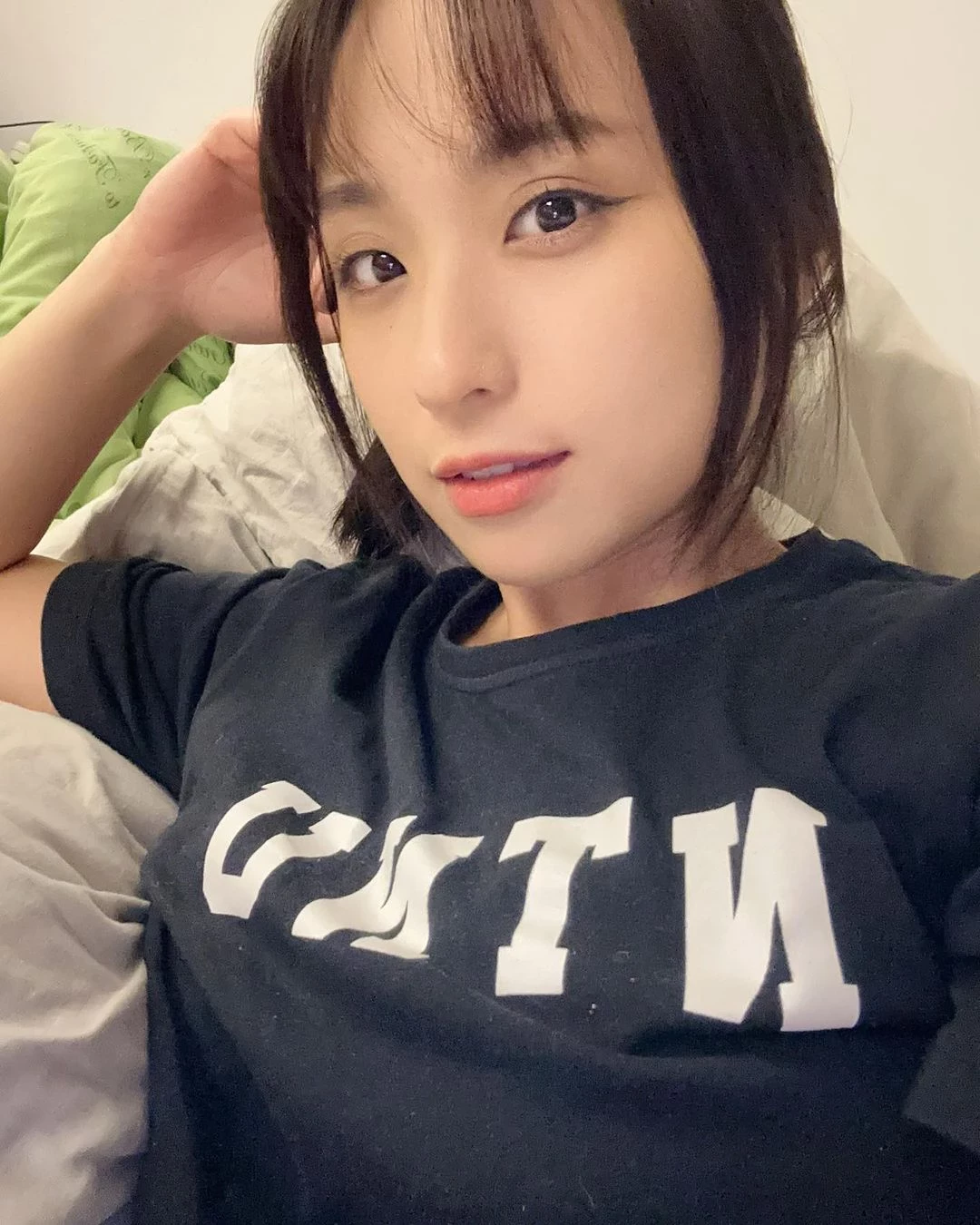 28501233.webp