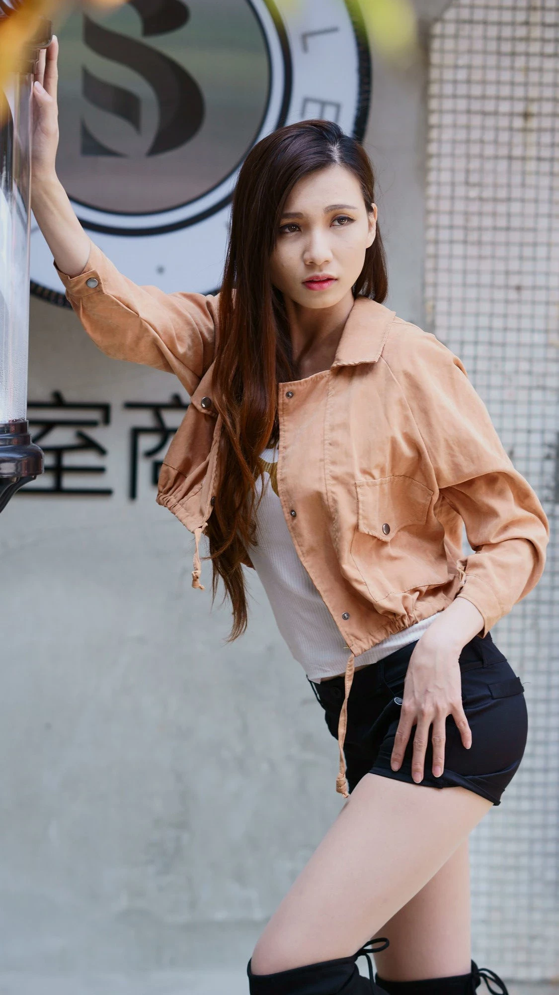4444679.webp