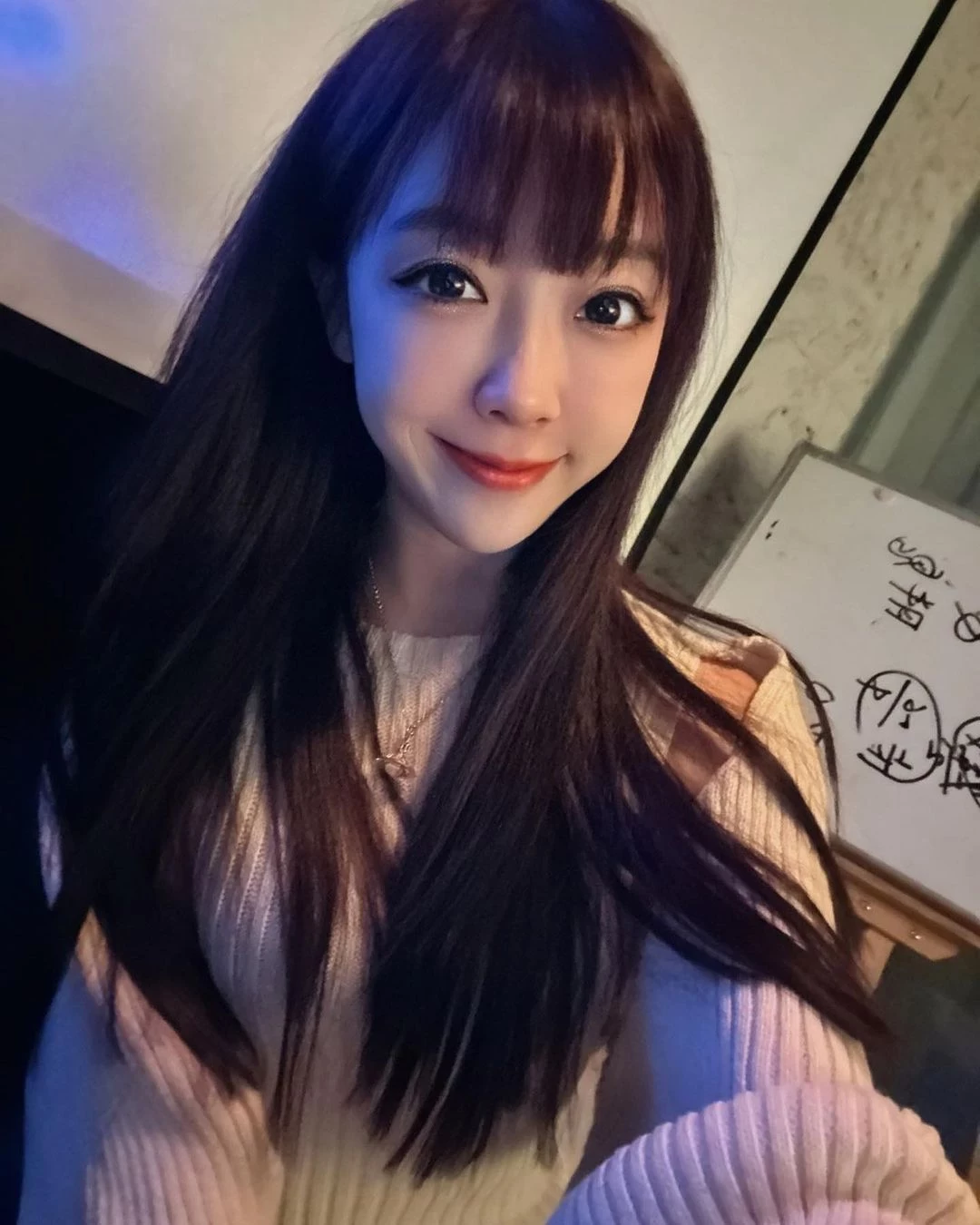 24117335.webp