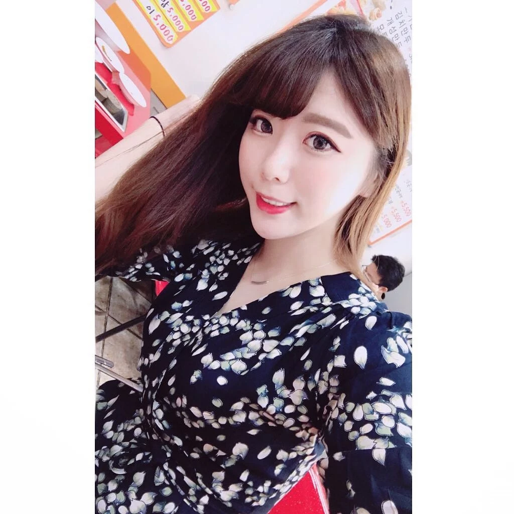 4864178.webp