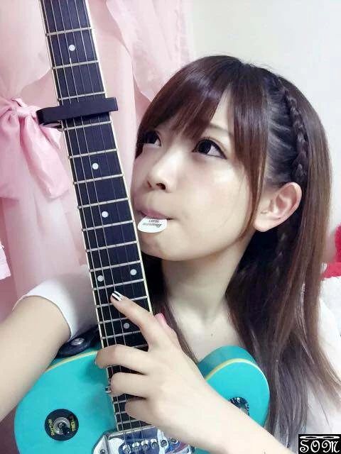 16792911.webp