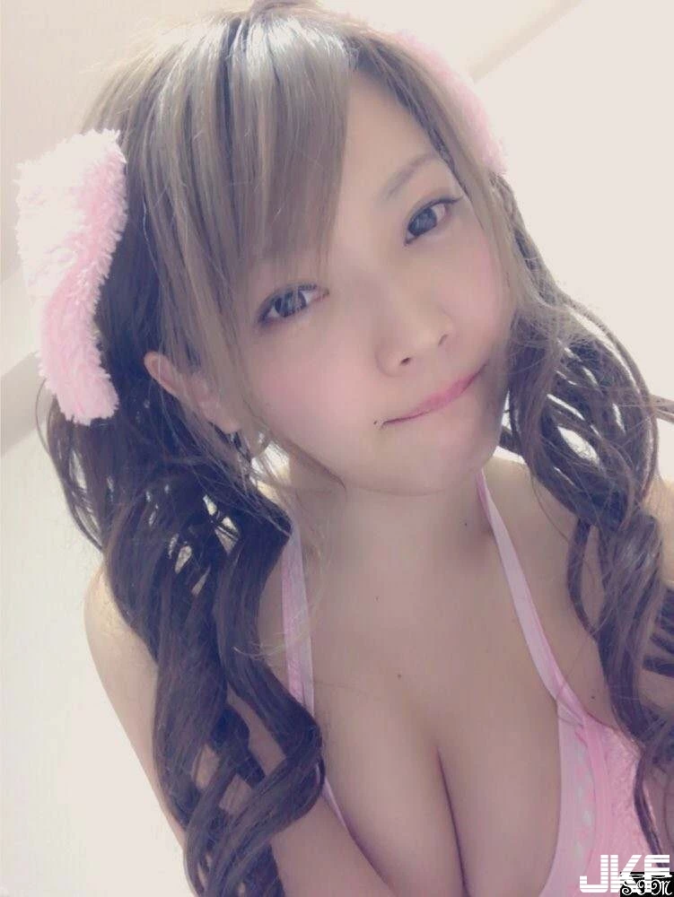 16792983.webp