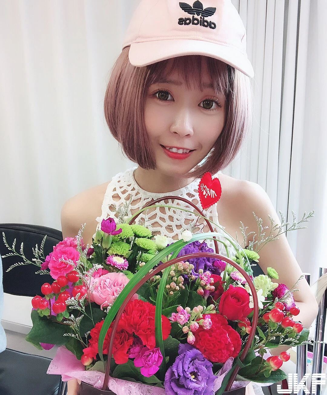 4800551.webp