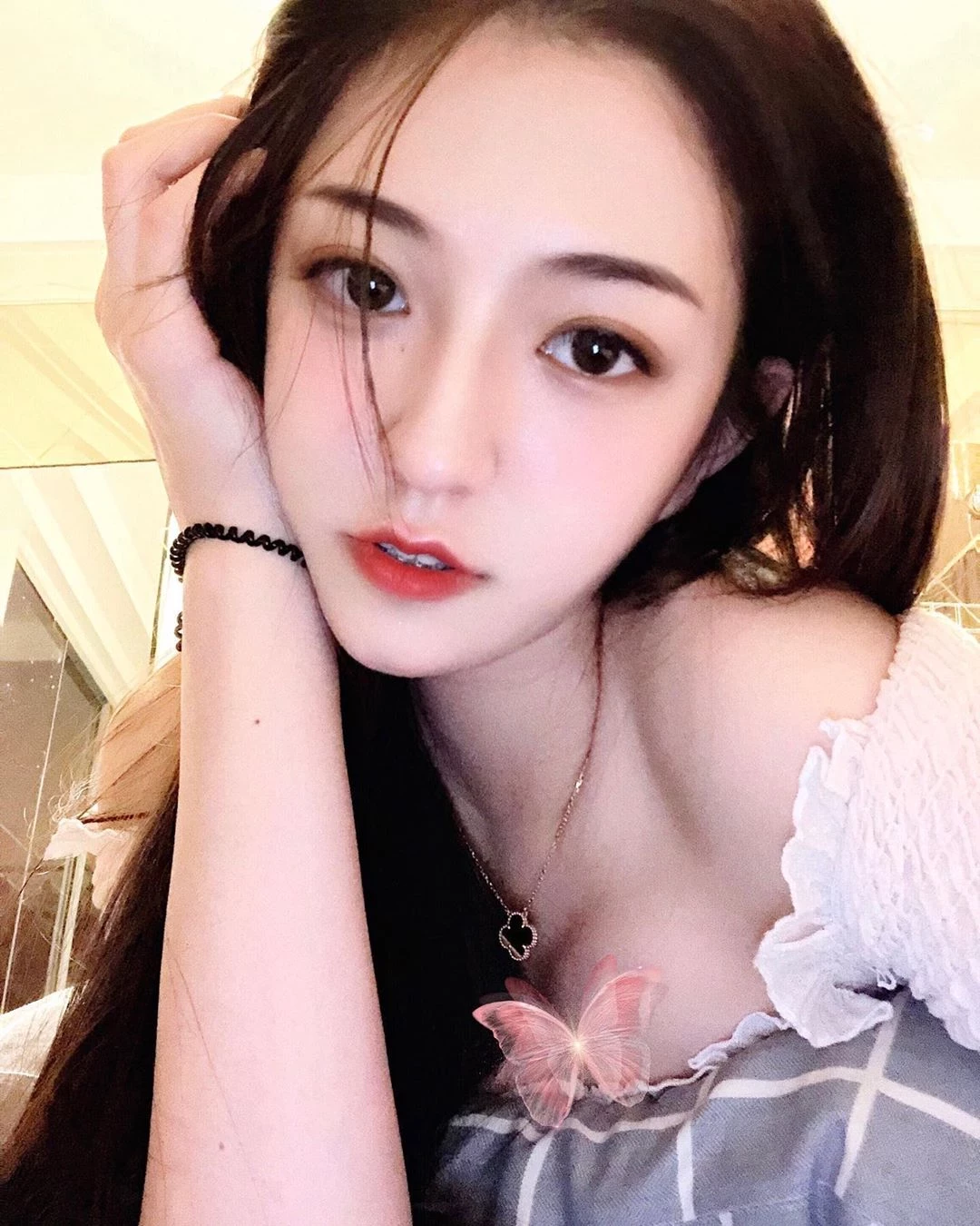 3961491.webp