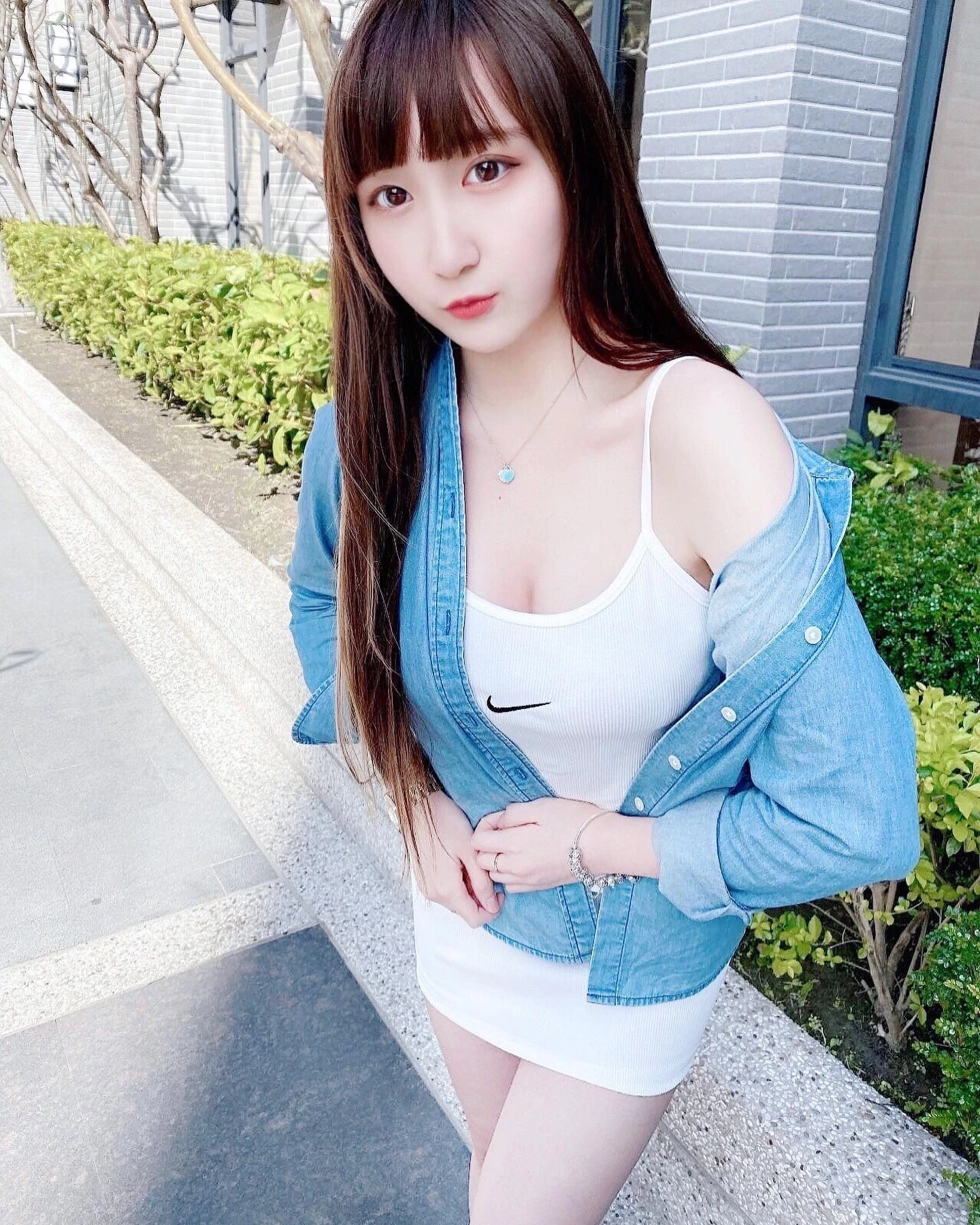 19707496.webp